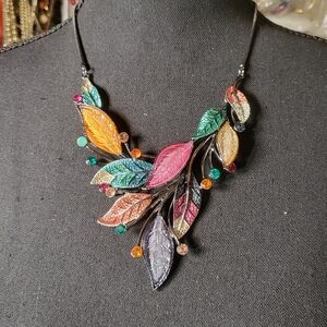 Multicolor Leaf Drop Necklace‎